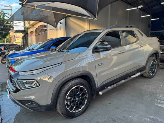FIAT TORO 2.0 16V TURBO DIESEL ULTRA 4WD AT9